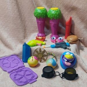 Miscellaneous Toy Lot